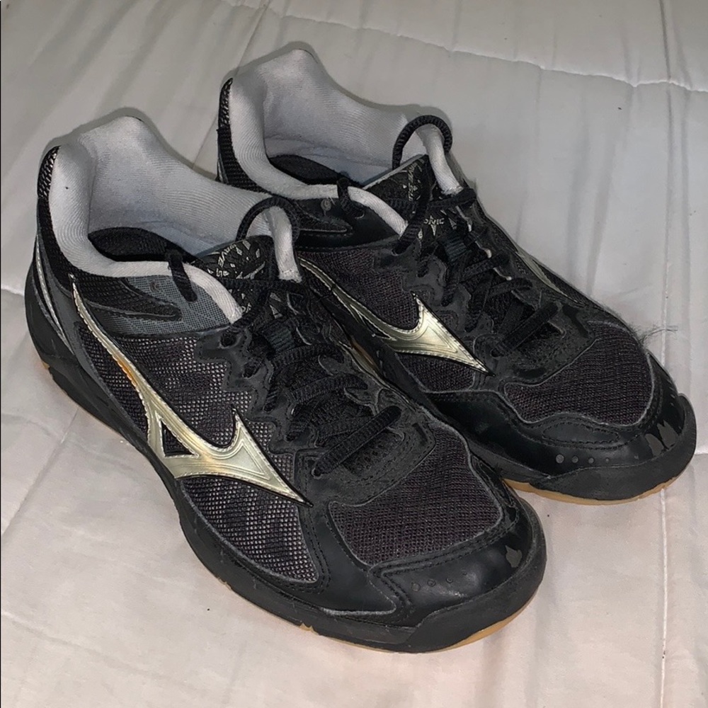 Mixuno Women’s Wave Supersonic Volleyball Shoes